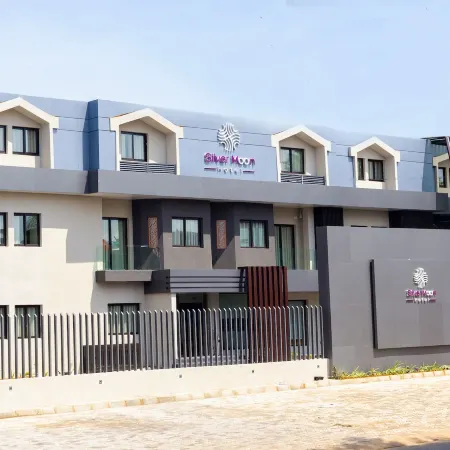 Silver Moon Hotel