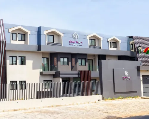 Silver Moon Hotel Ξενοδοχεία στην πόλη Abidjan