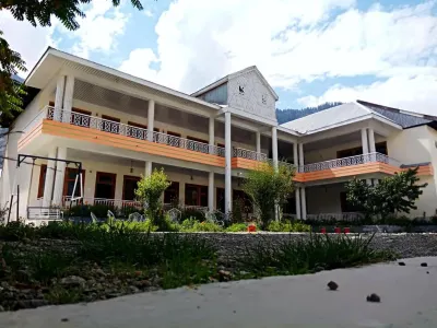 Sangam Hotel Kalam Hotel di Swat
