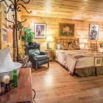 Nacoochee Valley Lodge Rooms