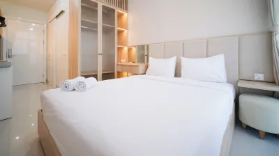 Cozy Studio Connected to Mall at the Vertu Apartment Hotell i Gunung Sari