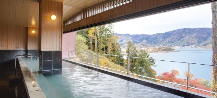 Rakuyu Hotels in Fujikawaguchiko