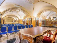 Hotel des Epoques Hoteles cerca de Grandes Almacenes La Rinascente