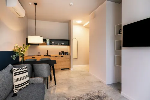 H11 Aparthotel - Apartments