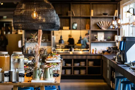 Pier 5 Hotel Отели в г. Ольборг