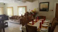 North Star Villas - Homestays