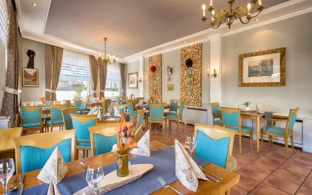 Dom-Hotel Отели в г. Хёхеншванд