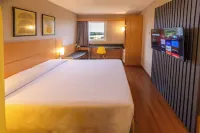 Hus Hotel Dourados Hotels in Dourados
