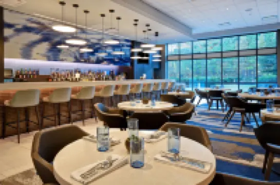 エンバシー スイーツ バイ ヒルトン ローリー ダーラム リサーチ トライアングル