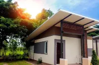The Premium Resort Hotel dekat Wat Ampawan Thiyaram