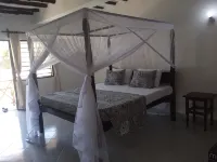 퀸 K 코티지 앳 크리스탈 홈즈