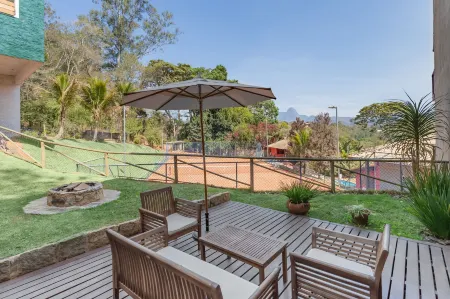 Pousada Golf Village Отели рядом с достопримечательностью «Castelo de Itaipava»