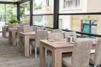 Cinema Hotel - Desayuno