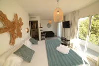 Terrace Costa Hotel