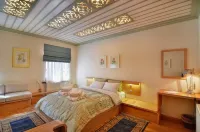 Dilofo Hotel Luxury Suites