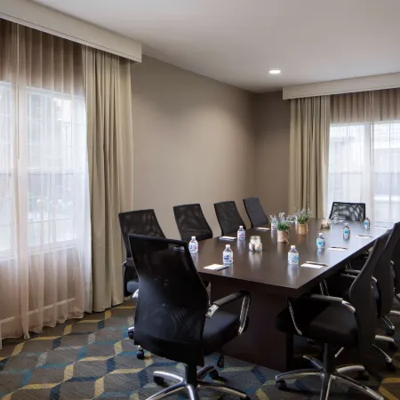 Sonesta ES Suites Fresno