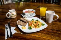 Omega Tours Eco-Jungle Lodge - breakfast