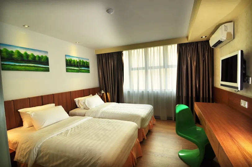 French Hotel
