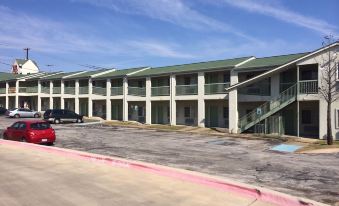 Americas Best Value Inn Arlington