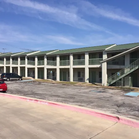 Americas Best Value Inn Arlington