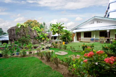 Pelangi Hotel & Resort Hotels near Penyengat Island