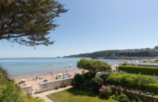 Swn Y Tonnau - Sea Front Apartment Spectacular Sea Views Parking Direct Beach Access