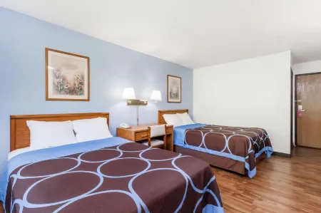 Super 8 by Wyndham Norwich Отели в г. Смирна