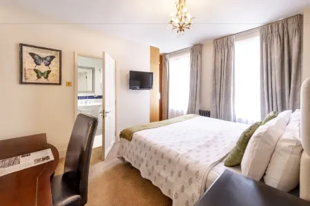 Fielding Hotel