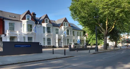 Best Western Chiswick Palace  Suites Отели рядом с достопримечательностью «Университет Рохемптон Лондон»