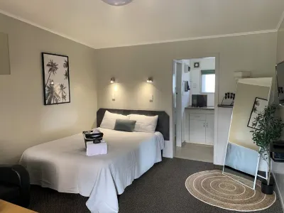 Travellers Inn Motel Hotels in 