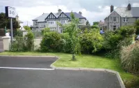 Aaranmore Lodge Guest House Hotel a Portrush