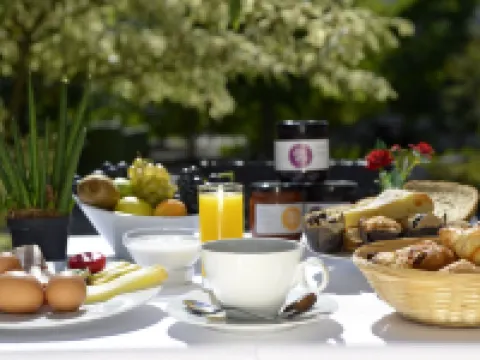 Logis Hôtel Victor Hugo & Spa Hotels in Doubs