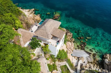 Cape Shark Villas Отели в г. Ко Тао