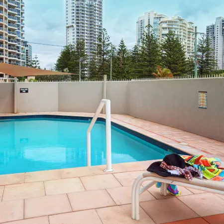 Golden Sands on the Beach - Absolute Beachfront Apartments