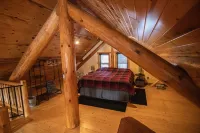 Full Log Home On Private Lake Close To Town, Snowmobile Trails, & Golf Course Hotels in Mercer