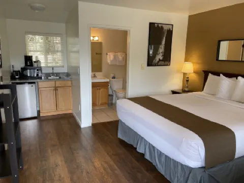 バイド エー ウィー イン ジュエル・パーク周辺のホテル