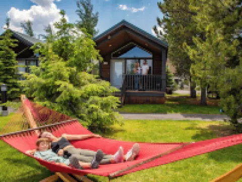 Explorer Cabins at Yellowstone Hotels in West Yellowstone