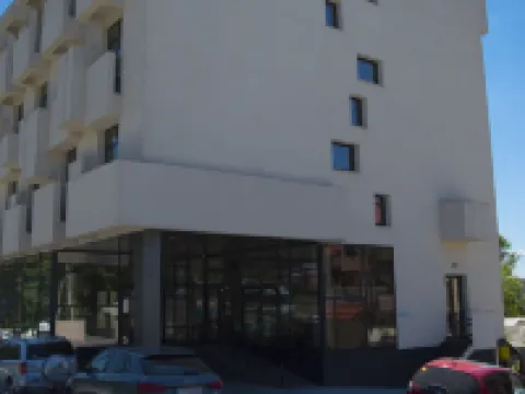 Wine Hotel Chisinau โรงแรมในคีชีเนา