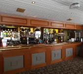 Pennine Manor Hotel - С баром
