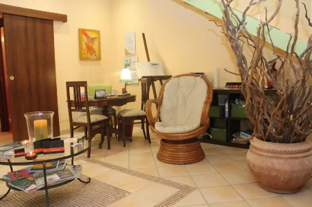 B&B Domus Traiani Benevento Отели рядом с достопримечательностью «Casa Natale di Padre Pio»