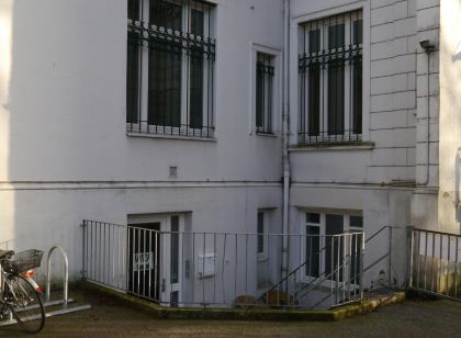 パウリ ホステル