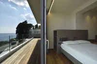 Hotel le Roi - Parvekkeita