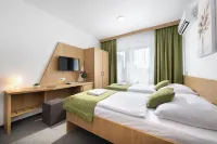 Hotel Plus Các khách sạn ở Bratislava III