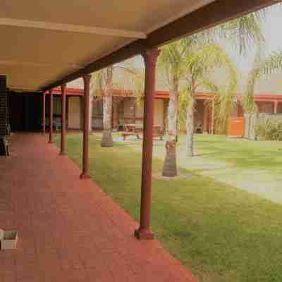 湖畔品質酒店 Hotel Exterior