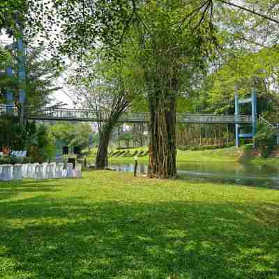 สวนเพชร ริเวอร์วิว รีสอร์ท Hotel Exterior