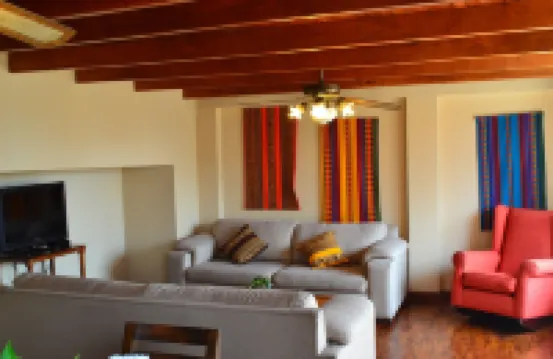 スイートサービスアパートホテル