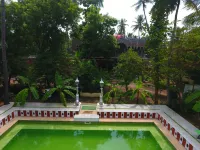 Indeco Hotels Swamimalai - Pools