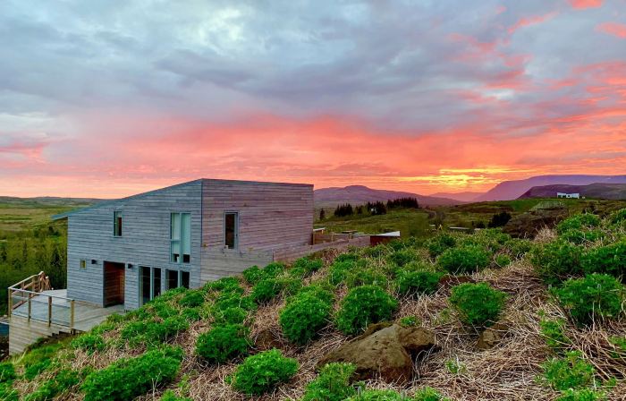 Designers Villa Near Alafoss Waterfall