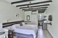 Hills and Dales Accommodation Hotels in Lanseria