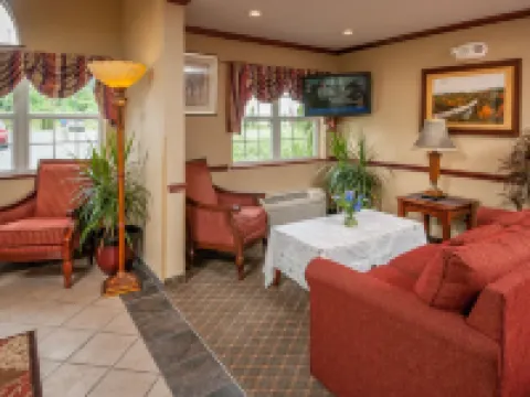 Microtel Inn & Suites by Wyndham Beckley East Hotels in Beckley